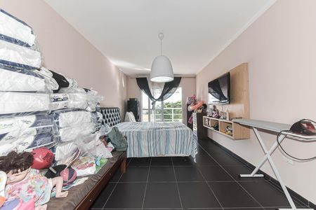 Casa à venda com 170m², 6 quartos e 2 vagasSuíte 1