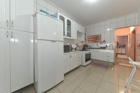 Casa à venda com 170m², 6 quartos e 2 vagasCasa 2 - Cozinha