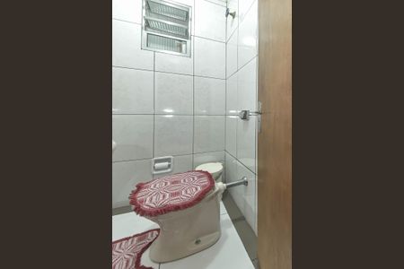 Casa à venda com 170m², 6 quartos e 2 vagasCasa 2 - Lavabo