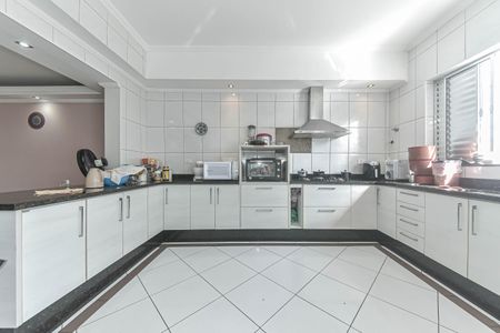 Casa à venda com 170m², 6 quartos e 2 vagasCozinha