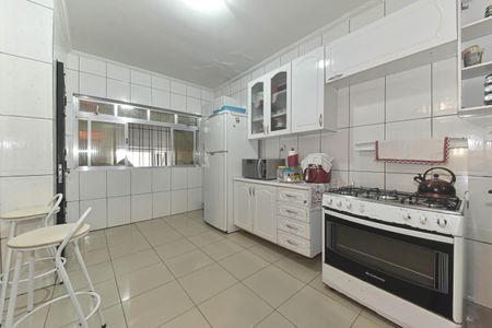 Casa à venda com 170m², 6 quartos e 2 vagasCasa 2 - Cozinha