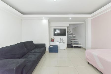 Casa à venda com 170m², 6 quartos e 2 vagasSala