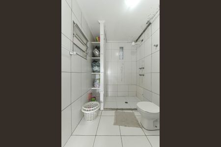 Casa à venda com 170m², 6 quartos e 2 vagasBanheiro da Suíte 1