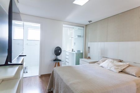 Apartamento à venda com 87m², 3 quartos e 2 vagas Apartamento à venda com 87m², 3 quartos e 2 vagasSuíte