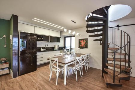 Apartamento à venda com 160m², 3 quartos e 2 vagasCozinha