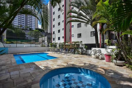 Apartamento à venda com 160m², 3 quartos e 2 vagasPiscina