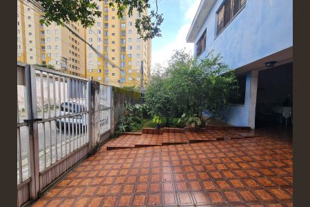 Casa à venda com 285m², 4 quartos e 3 vagas Casa à venda com 285m², 4 quartos e 3 vagasGaragem