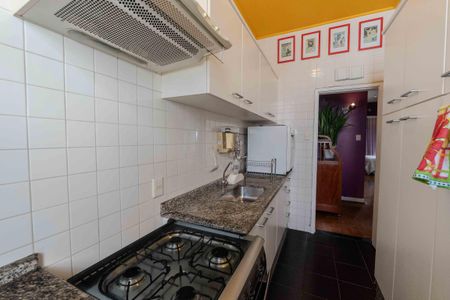 Apartamento para alugar com 100m², 2 quartos e 1 vaga Apartamento para alugar com 100m², 2 quartos e 1 vagaCozinha