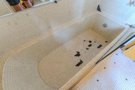Apartamento para alugar com 100m², 2 quartos e 1 vaga Apartamento para alugar com 100m², 2 quartos e 1 vagaBanheiro