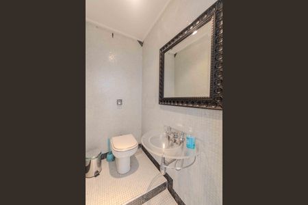 Apartamento para alugar com 100m², 2 quartos e 1 vaga Apartamento para alugar com 100m², 2 quartos e 1 vagaLavabo