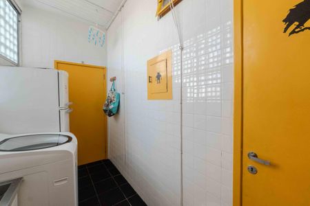 Apartamento para alugar com 100m², 2 quartos e 1 vaga Apartamento para alugar com 100m², 2 quartos e 1 vagaÁrea de Serviço