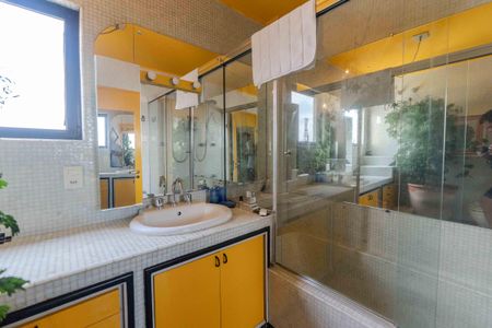Apartamento para alugar com 100m², 2 quartos e 1 vaga Apartamento para alugar com 100m², 2 quartos e 1 vagaBanheiro