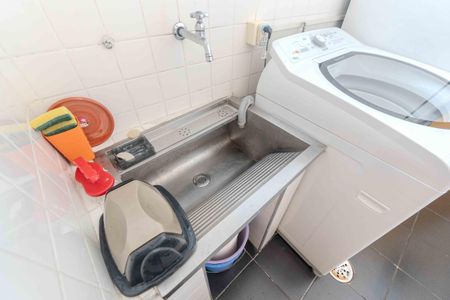 Apartamento para alugar com 100m², 2 quartos e 1 vaga Apartamento para alugar com 100m², 2 quartos e 1 vagaÁrea de Serviço