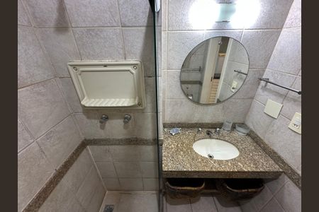 Studio à venda com 54m², 1 quarto e 1 vaga Studio à venda com 54m², 1 quarto e 1 vagaBanheiro Social