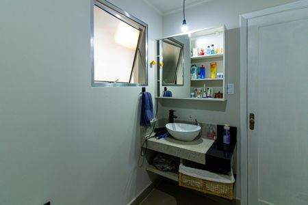 Apartamento à venda com 67m², 2 quartos e sem vaga Apartamento à venda com 67m², 2 quartos e sem vagaBanheiro da Suíte