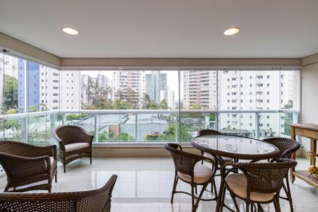 Apartamento à venda com 104m², 3 quartos e 2 vagasVaranda da Sala