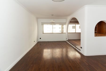 Apartamento para alugar com 126m², 3 quartos e 1 vagaSala