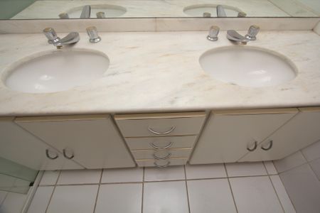 Apartamento para alugar com 126m², 3 quartos e 1 vagaBanheiro