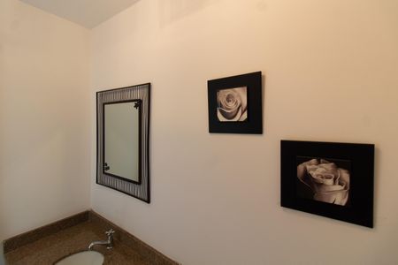 Apartamento para alugar com 256m², 4 quartos e 4 vagasLavabo