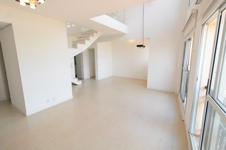 Apartamento para alugar com 256m², 4 quartos e 4 vagasSala