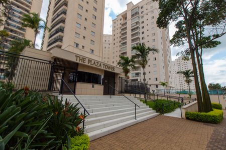 Apartamento para alugar com 256m², 4 quartos e 4 vagasFachada