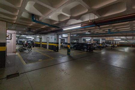 Apartamento para alugar com 256m², 4 quartos e 4 vagasEstacionamento