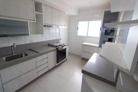 Apartamento para alugar com 256m², 4 quartos e 4 vagasCozinha