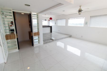 Apartamento para alugar com 256m², 4 quartos e 4 vagasÁrea comum