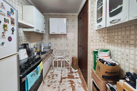 Casa à venda com 350m², 4 quartos e 2 vagas Casa à venda com 350m², 4 quartos e 2 vagasEdícula - Cozinha