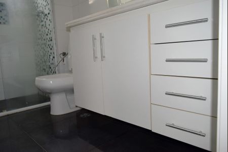 Apartamento para alugar com 90m², 1 quarto e 2 vagasBanheiro da Suíte