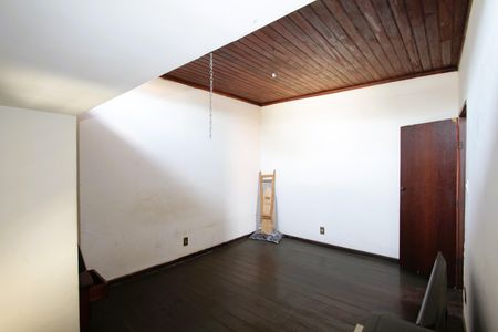 Casa à venda com 360m², 4 quartos e 3 vagasQuarto 4
