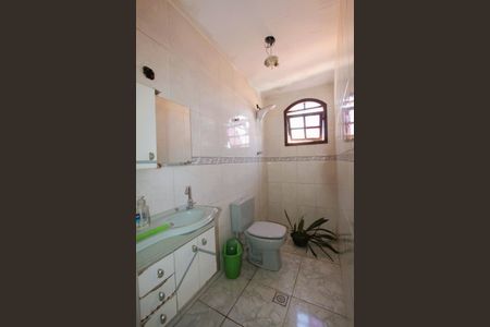 Casa à venda com 360m², 4 quartos e 3 vagasBanheiro Social 1