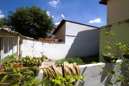 Casa à venda com 360m², 4 quartos e 3 vagascanil