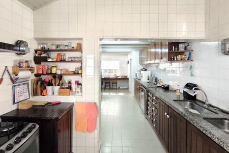 Casa de condomínio para alugar com 500m², 3 quartos e 6 vagasCozinha