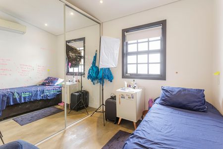 Casa de condomínio à venda com 95m², 2 quartos e 2 vagas Casa de condomínio à venda com 95m², 2 quartos e 2 vagasSuíte 2
