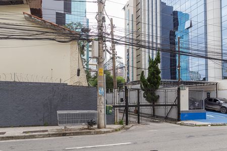Casa de condomínio à venda com 95m², 2 quartos e 2 vagas Casa de condomínio à venda com 95m², 2 quartos e 2 vagasFachado do condomínio