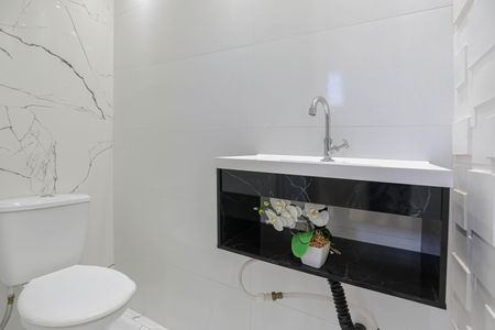 Casa de condomínio para alugar com 57m², 2 quartos e 2 vagas Casa de condomínio para alugar com 57m², 2 quartos e 2 vagasLavabo