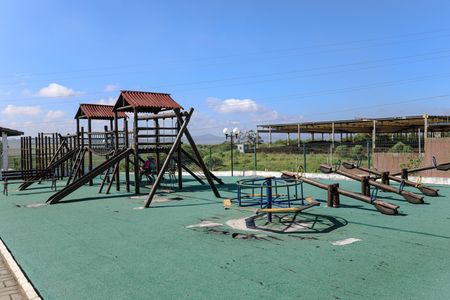 Casa de condomínio para alugar com 57m², 2 quartos e 2 vagas Casa de condomínio para alugar com 57m², 2 quartos e 2 vagasÁrea Comum - Playground
