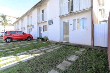 Casa de condomínio para alugar com 57m², 2 quartos e 2 vagas Casa de condomínio para alugar com 57m², 2 quartos e 2 vagasGaragem