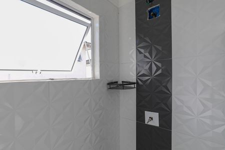 Casa de condomínio para alugar com 57m², 2 quartos e 2 vagas Casa de condomínio para alugar com 57m², 2 quartos e 2 vagasBanheiro
