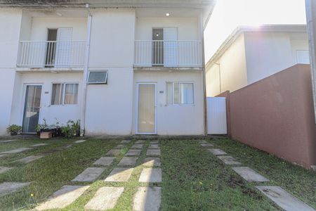 Casa de condomínio para alugar com 57m², 2 quartos e 2 vagas Casa de condomínio para alugar com 57m², 2 quartos e 2 vagasGaragem