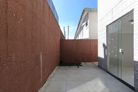 Casa de condomínio para alugar com 57m², 2 quartos e 2 vagas Casa de condomínio para alugar com 57m², 2 quartos e 2 vagasÁrea de Serviço