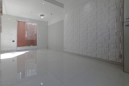 Casa de condomínio para alugar com 57m², 2 quartos e 2 vagas Casa de condomínio para alugar com 57m², 2 quartos e 2 vagasSala