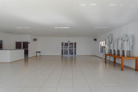 Casa de condomínio para alugar com 57m², 2 quartos e 2 vagas Casa de condomínio para alugar com 57m², 2 quartos e 2 vagasÁrea Comum - Salão de Festas