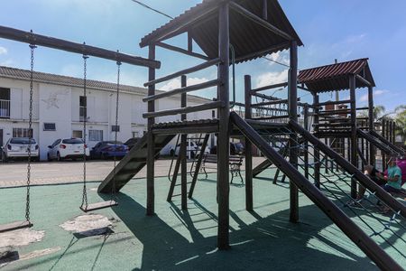 Casa de condomínio para alugar com 57m², 2 quartos e 2 vagas Casa de condomínio para alugar com 57m², 2 quartos e 2 vagasÁrea Comum - Playground