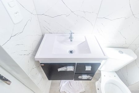 Apartamento para alugar com 42m², 2 quartos e sem vaga Apartamento para alugar com 42m², 2 quartos e sem vagaBanheiro