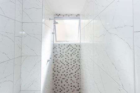 Apartamento para alugar com 42m², 2 quartos e sem vaga Apartamento para alugar com 42m², 2 quartos e sem vagaBanheiro