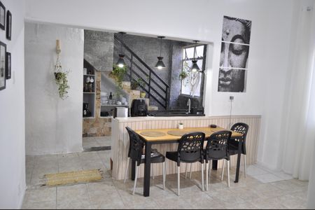 Casa à venda com 165m², 3 quartos e 1 vagaSala