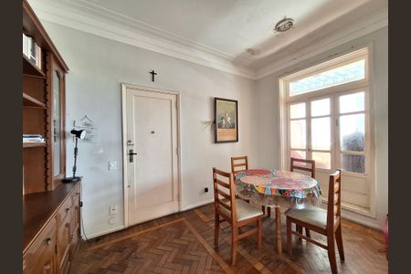 Apartamento à venda com 105m², 1 quarto e sem vaga Apartamento à venda com 105m², 1 quarto e sem vagaSala