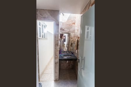 Casa à venda com 420m², 4 quartos e 4 vagas Casa à venda com 420m², 4 quartos e 4 vagasLavabo do Espaço Gourmet